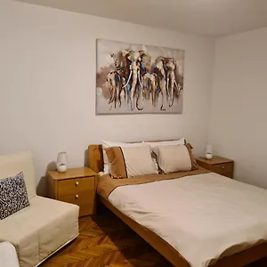  Apartment Dolores